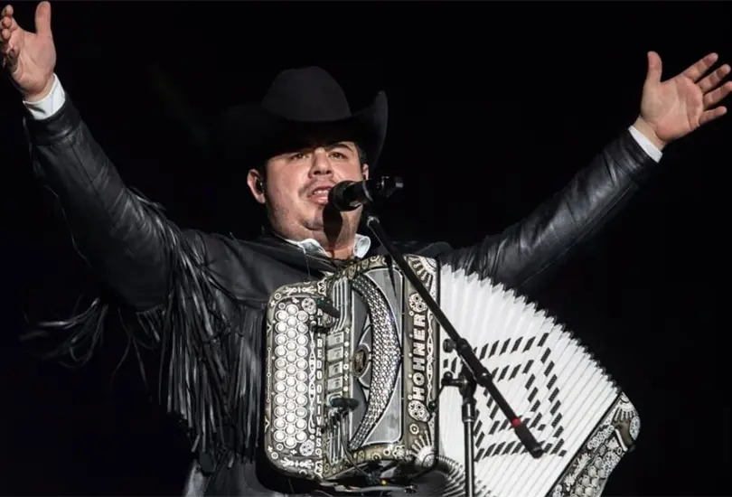 Balacera en Zapopan deja dos muertos y al menos tres heridos; reportan que uno de los fallecidos sería primo del cantante Alfredo Olivas. Balacera en Zapopan deja dos muertos y al menos tres heridos; reportan que uno de los fallecidos sería primo del cantante Alfredo Olivas.