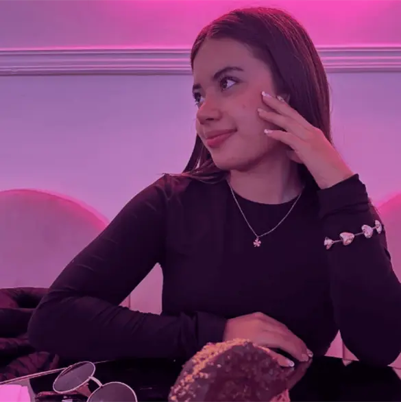 ¿Quién era Sofía Murillo, la influencer que murió en un accidente aéreo junto a su madre y abuela? ¿Quién era Sofía Murillo, la influencer que murió en un accidente aéreo junto a su madre y abuela?