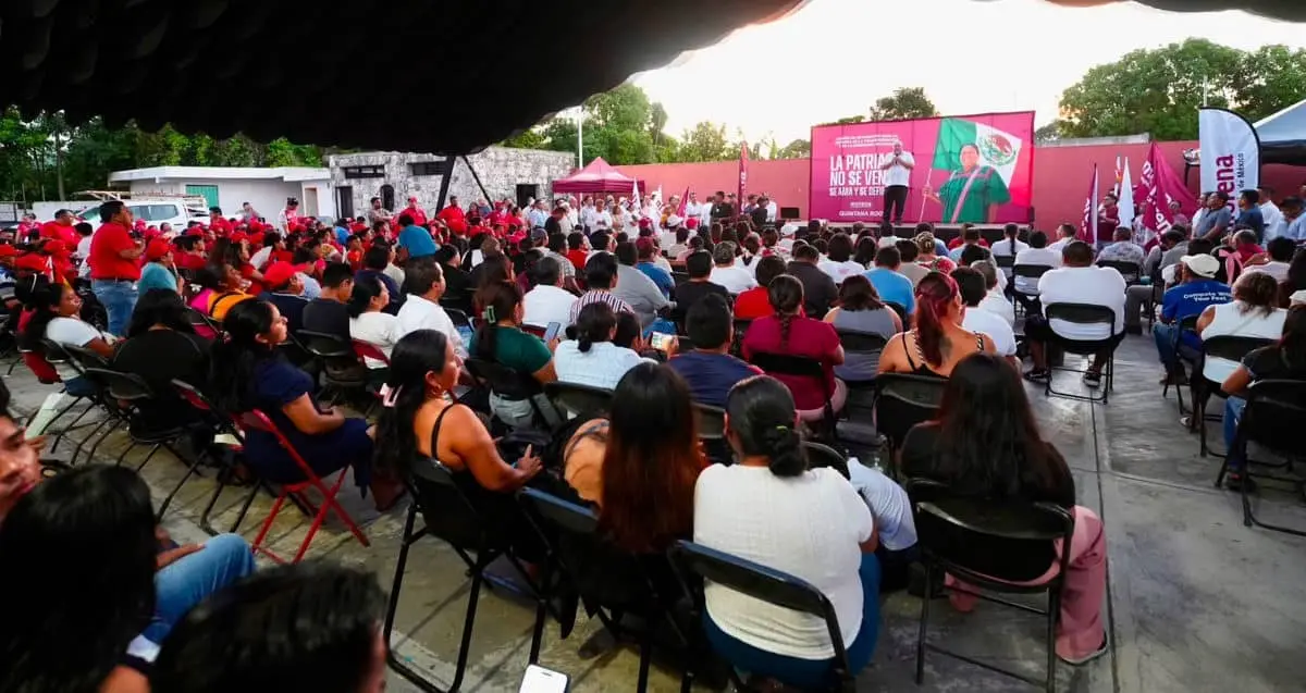Esto dijo Rafael Marín Mollinedo durante sus recorridos por Lázaro Cárdenas. FB: Rafael Marín.