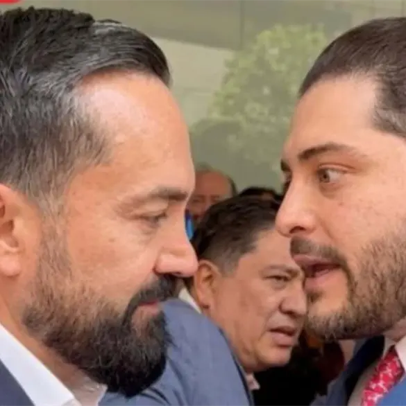 Quiénes son Arturo Ávila y Carlos Gutiérrez Mancilla, los diputados que protagonizaron agarrón en el Senado Quiénes son Arturo Ávila y Carlos Gutiérrez Mancilla, los diputados que protagonizaron agarrón en el Senado