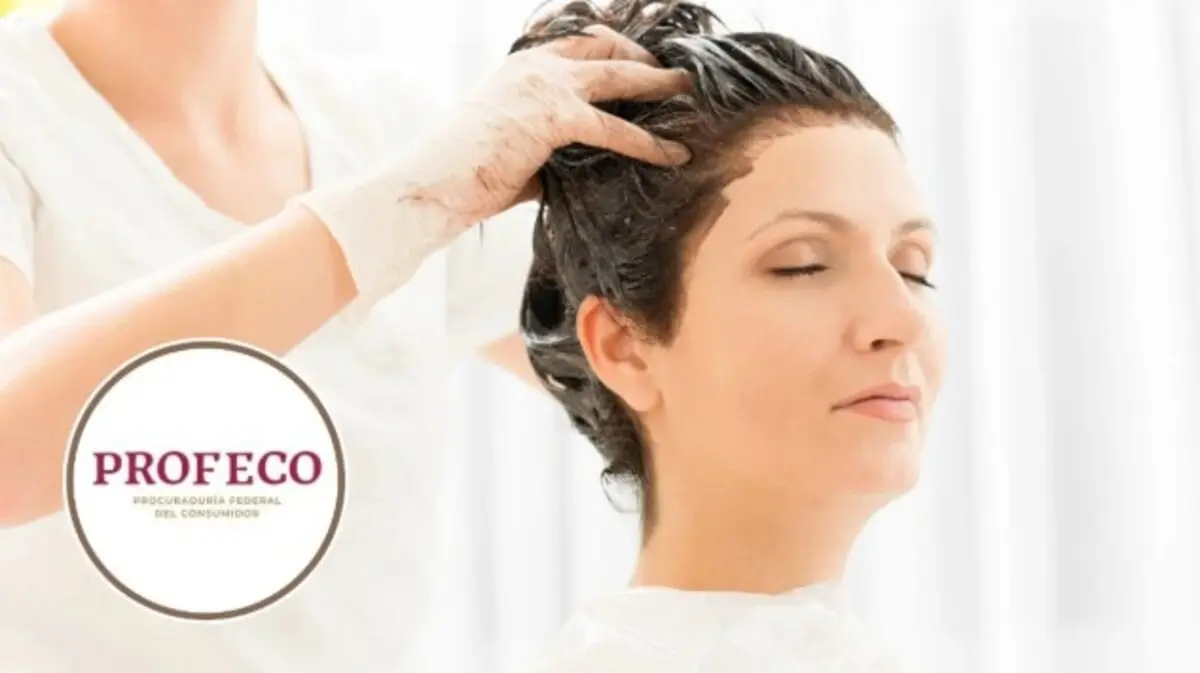  Profeco analizó 62 tintes de cabello y encontró una opción económica que destaca por cubrir las canas. Te decimos cuál es. 