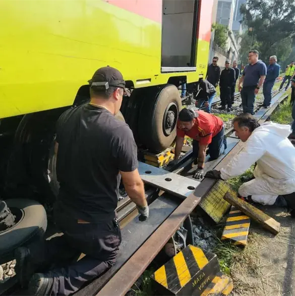 &iquest;Qu&eacute; pas&oacute; en la L&iacute;nea 3 del Metro? Vag&oacute;n se descarrila durante maniobras en Ticom&aacute;n