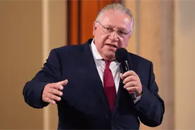 Rafael Mar&iacute;n arrasa en encuesta de Morena por la gubernatura de Quintana Roo