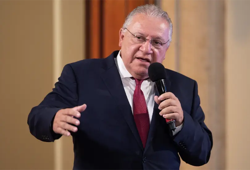 Rafael Marín arrasa en encuesta de Morena por la gubernatura de Quintana Roo Rafael Marín arrasa en encuesta de Morena por la gubernatura de Quintana Roo