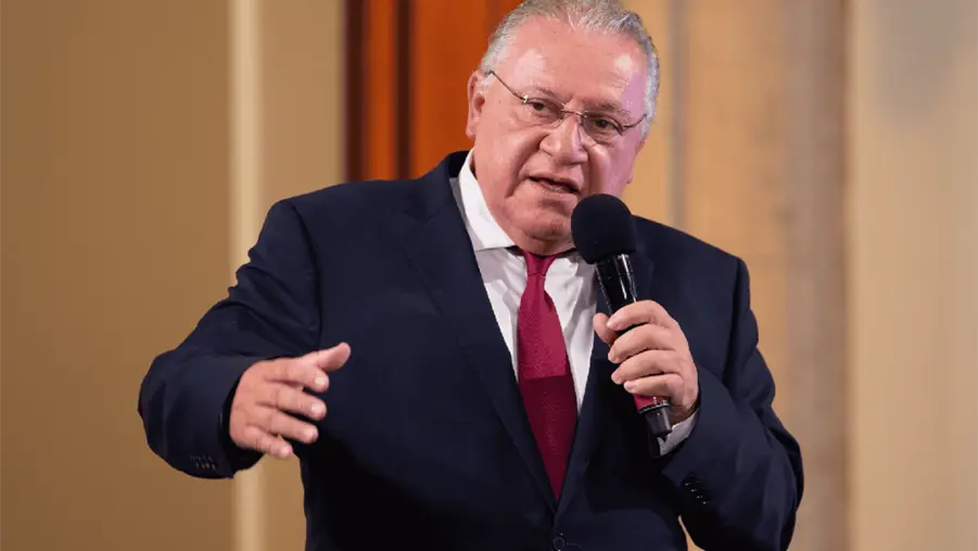 Rafael Mar&iacute;n arrasa en encuesta de Morena por la gubernatura de Quintana Roo
