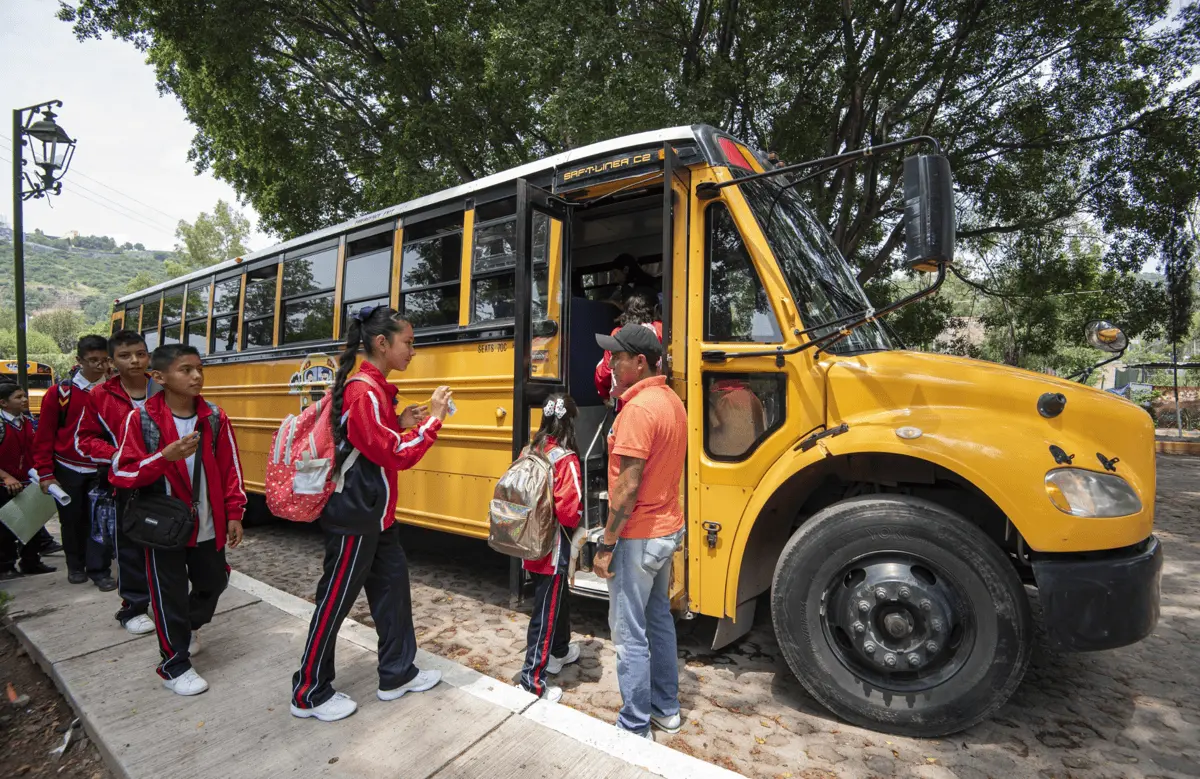 ¿También puedes deducir el transporte escolar? RR.SS.