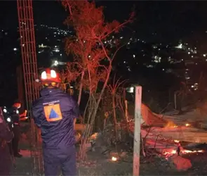 Ataque armado contra familia en Tlapa deja cuatro muertos; incendiaron su vivienda