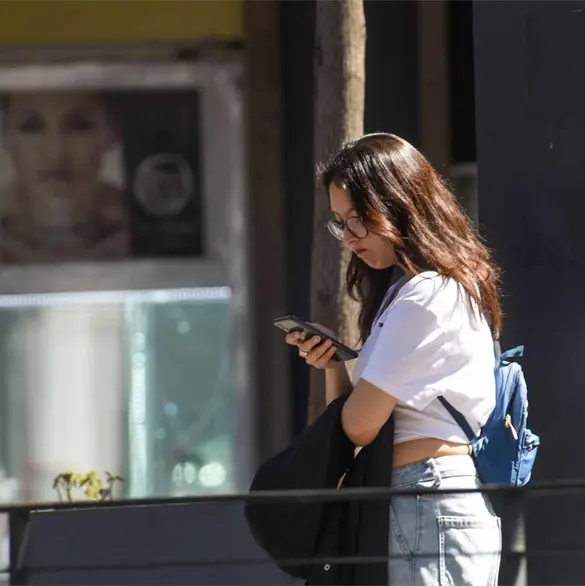 &iquest;Tu celular termina en 1? Esta es la fecha l&iacute;mite para registrar tu l&iacute;nea con la CURP
