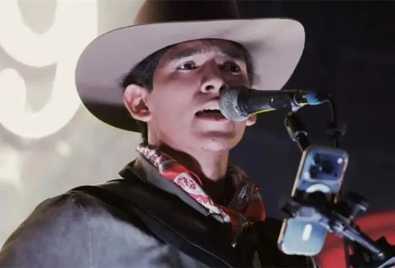 Germán Medina, promesa del regional mexicano, murió a los 21 años en un accidente junto a su ingeniero de audio en Nayarit. Germán Medina, promesa del regional mexicano, murió a los 21 años en un accidente junto a su ingeniero de audio en Nayarit.
