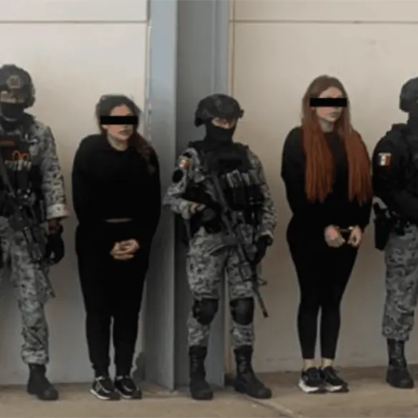 Detienen a la hija y pareja del líder criminal Tío Lako durante operativo en Michoacán Detienen a la hija y pareja del líder criminal Tío Lako durante operativo en Michoacán