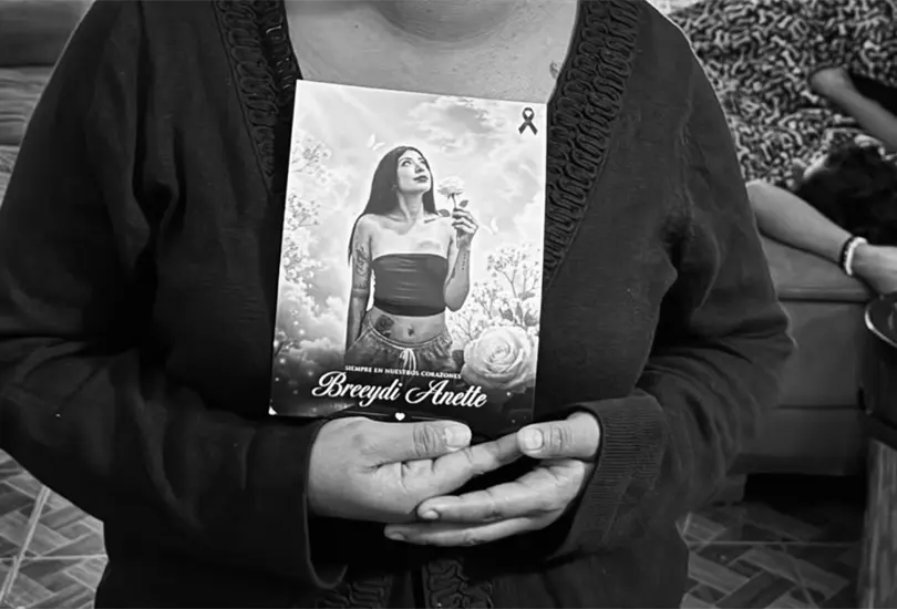 Breeidy Anette discutió con su pareja y luego fue hallada muerta en su casa; él está desaparecido Breeidy Anette discutió con su pareja y luego fue hallada muerta en su casa; él está desaparecido