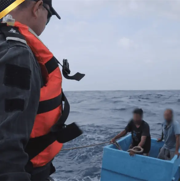 Daniel y José Luis salieron a pescar y terminaron cinco días a la deriva sobre una hielera; la Marina logró rescatarlos Daniel y José Luis salieron a pescar y terminaron cinco días a la deriva sobre una hielera; la Marina logró rescatarlos