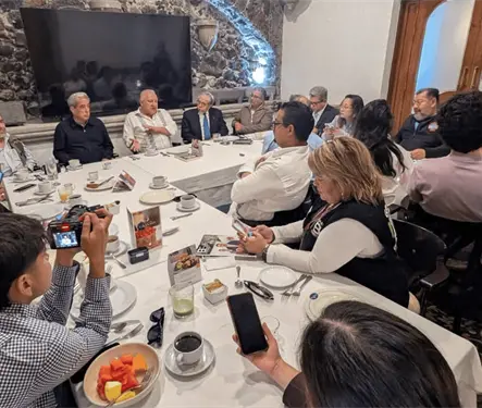 Rafael Mar&iacute;n Mollinedo se re&uacute;ne con periodistas, &iquest;qu&eacute; pas&oacute;?