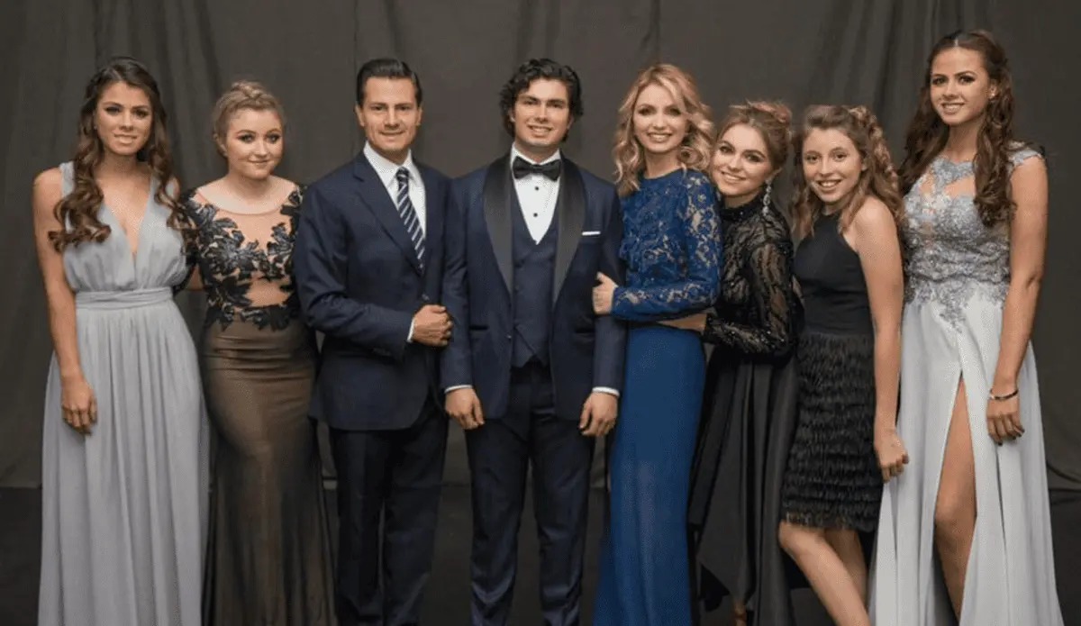 Hijos de Peña Nieto. RR.SS.