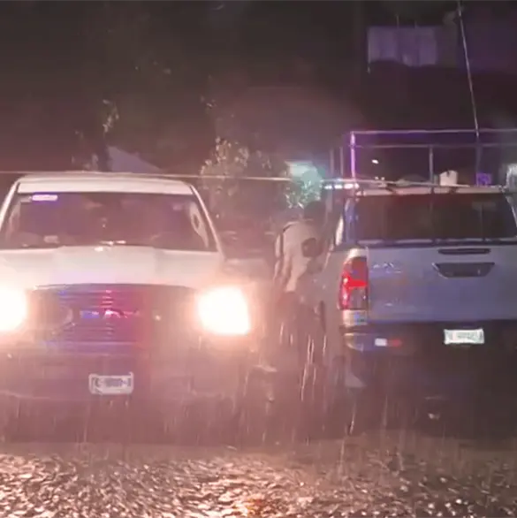 Hombres armados llegan a velorio y atacan a familiares de mujer asesinada en Colima Hombres armados llegan a velorio y atacan a familiares de mujer asesinada en Colima
