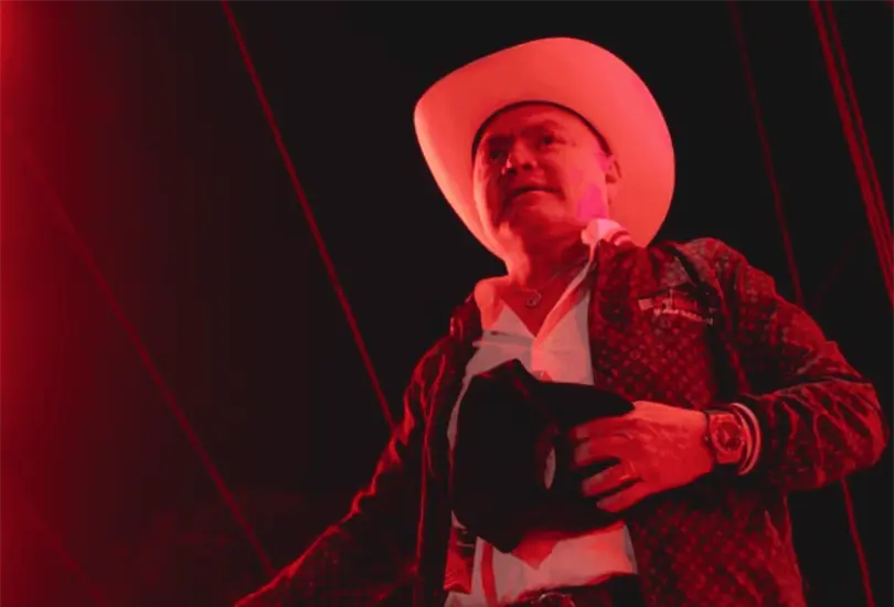 El músico fue agredido la noche del sábado 22 de agosto, cuando se preparaba para participar en un espectáculo en el Rodeo Texcoco. El músico fue agredido la noche del sábado 22 de agosto, cuando se preparaba para participar en un espectáculo en el Rodeo Texcoco.