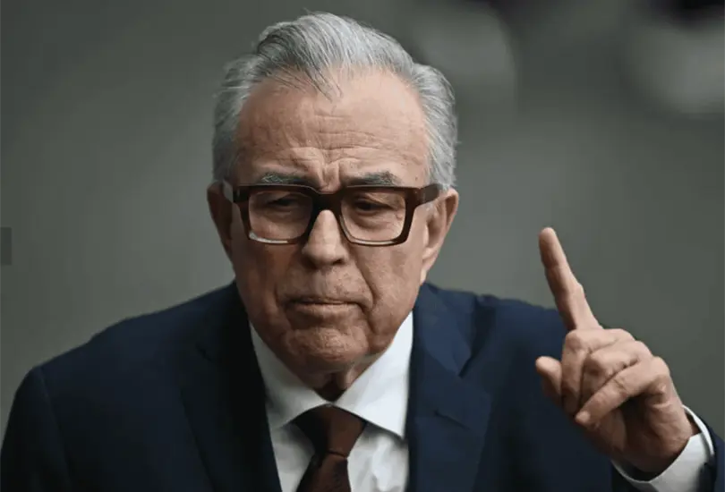 El regreso de Rocha Moya a la gubernatura provocó un nuevo conflicto dentro de Morena; ahora su permanencia como militante está bajo revisión. El regreso de Rocha Moya a la gubernatura provocó un nuevo conflicto dentro de Morena; ahora su permanencia como militante está bajo revisión.