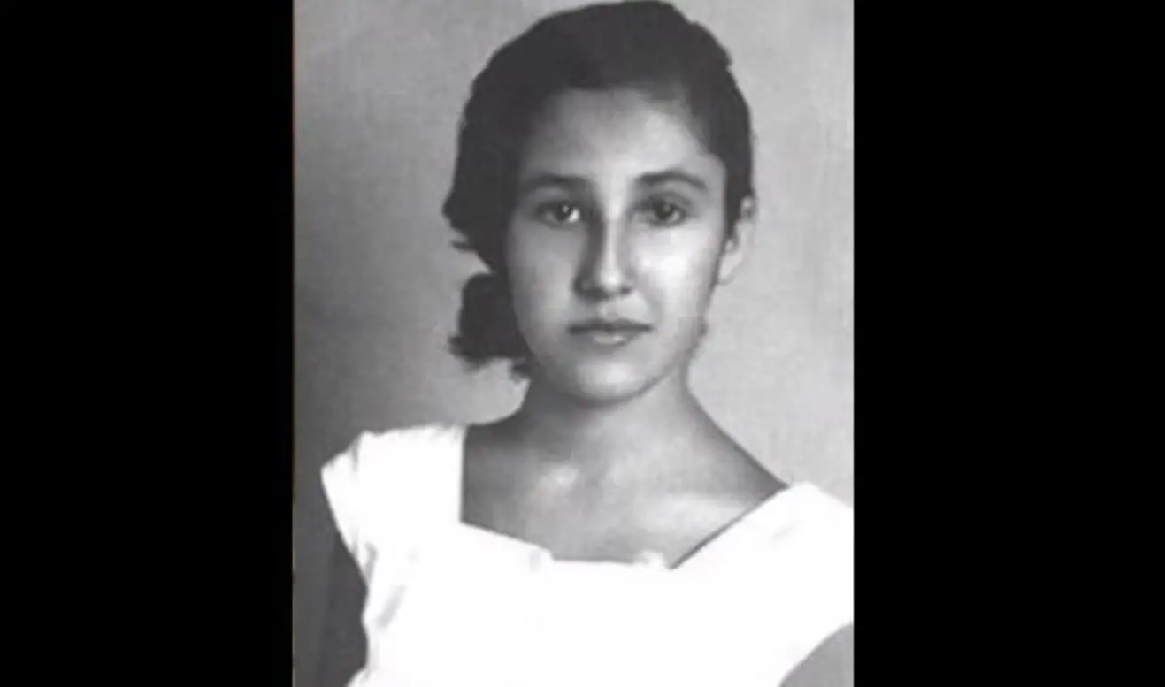 Florinda Meza Garc&iacute;a naci&oacute; el 8 de febrero de 1949 en Juchipila, Zacatecas, y desde joven estuvo interesada en el mundo art&iacute;stico.<br>