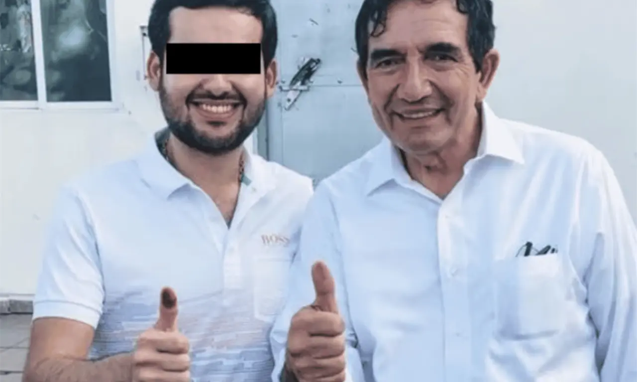  La nueva reconstrucción contradice la explicación presentada originalmente por la Fiscalía de Sinaloa, según la cual Cuén había sido víctima de un intento de asalto en una gasolinera. 