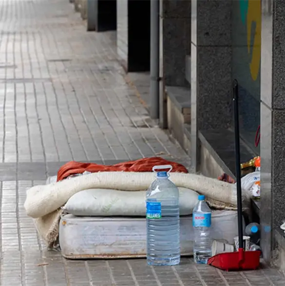 Hombre arrastra cadáver de su amigo por calles de la GAM: quería llevarlo con su familia Hombre arrastra cadáver de su amigo por calles de la GAM: quería llevarlo con su familia