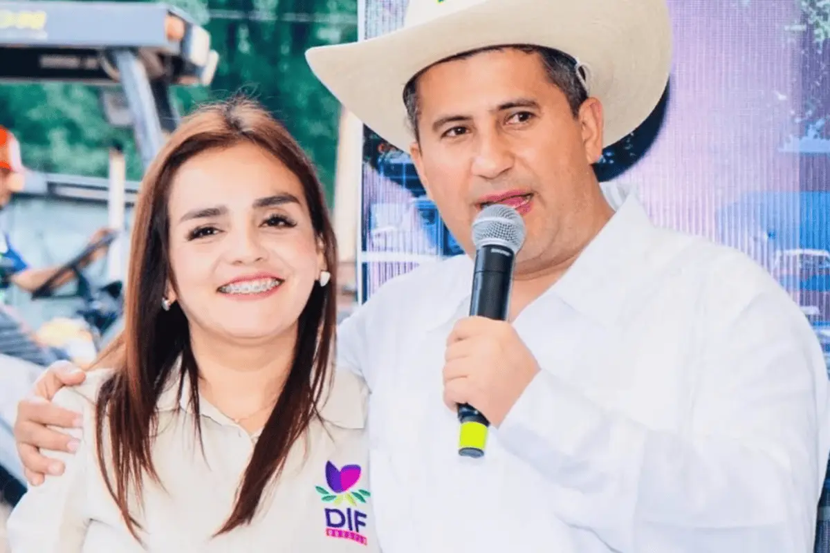  La exsecretaria particular de Carlos Manzo reveló que Grecia Quiroz y Samuel García mantenían una relación cercana, la cual habría continuado después del asesinato del alcalde de Uruapan. 