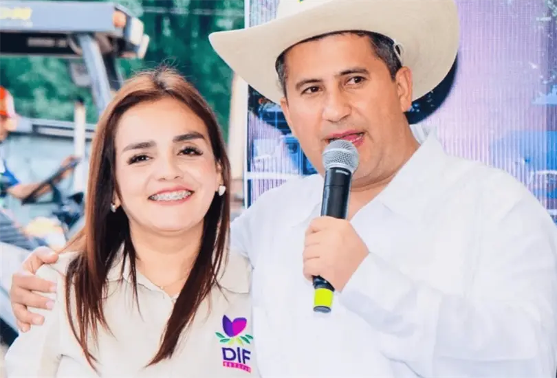 La exsecretaria particular de Carlos Manzo reveló que Grecia Quiroz y Samuel García mantenían una relación cercana, la cual habría continuado después del asesinato del alcalde de Uruapan. La exsecretaria particular de Carlos Manzo reveló que Grecia Quiroz y Samuel García mantenían una relación cercana, la cual habría continuado después del asesinato del alcalde de Uruapan.