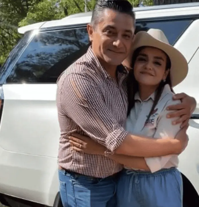 Grecia Quiroz García y Samuel García Rivero Especial