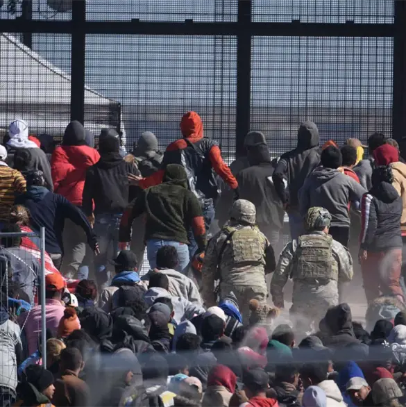 Trump aprieta a Sheinbaum: exige frenar a migrantes antes de que lleguen a EE.UU. Trump aprieta a Sheinbaum: exige frenar a migrantes antes de que lleguen a EE.UU.