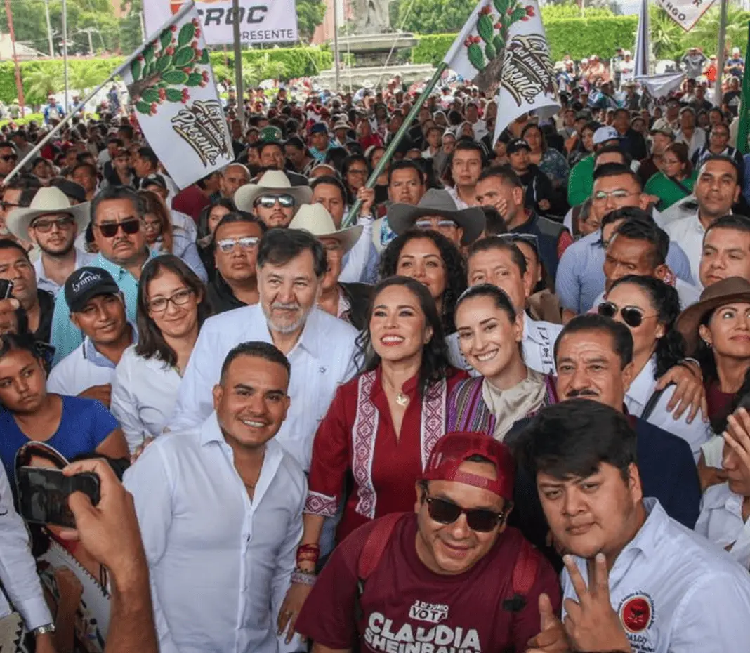 Así fue el encuentro de Henaine y simpatizantes de Morena en el segundo informe de la senadora Simey Olvera. Especial