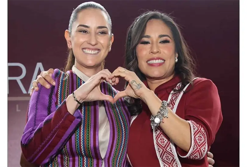 Simey Olvera, senadora de Morena presenta a imitadora de Sheinbaum durante su segundo informe