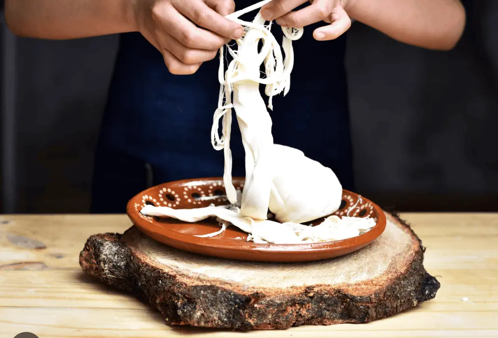 El queso Oaxaca Covadonga fue uno de los productos que presentó resultados favorables en las pruebas realizadas por Profeco en 2022. Especial