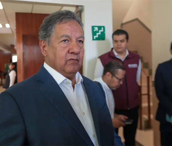 Morena elige por unanimidad a Higinio Martínez para presidir el Senado Morena elige por unanimidad a Higinio Martínez para presidir el Senado