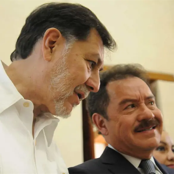 "Yo no estaba en el PRI votando por el Fobaproa": Noroña explota contra Mier por elección de Higinio Martínez "Yo no estaba en el PRI votando por el Fobaproa": Noroña explota contra Mier por elección de Higinio Martínez