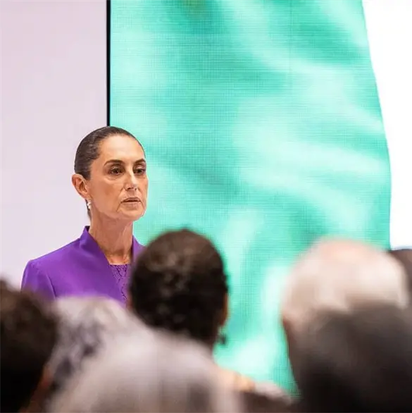 Tras conflictos en Morena, Sheinbaum manda mensaje: "Que nadie se equivoque, aquí no hay divisiones" Tras conflictos en Morena, Sheinbaum manda mensaje: "Que nadie se equivoque, aquí no hay divisiones"