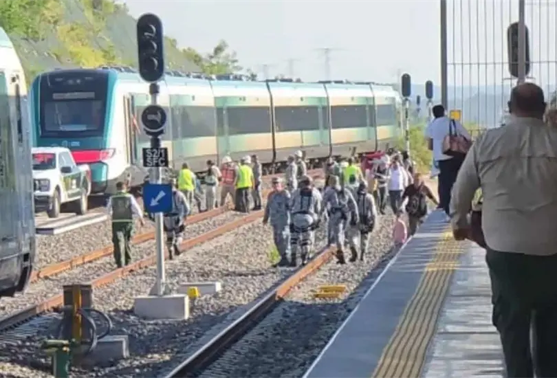 El descarrilamiento del Tren Maya ocurri&oacute; cerca de San Francisco de Campeche. Los pasajeros fueron evacuados y trasladados por carretera a otra estaci&oacute;n.