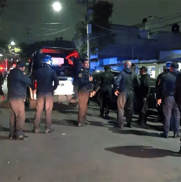 Revelan video de balacera en taquería de Venustiano Carranza; hombre finge estar muerto para sobrevivir Revelan video de balacera en taquería de Venustiano Carranza; hombre finge estar muerto para sobrevivir