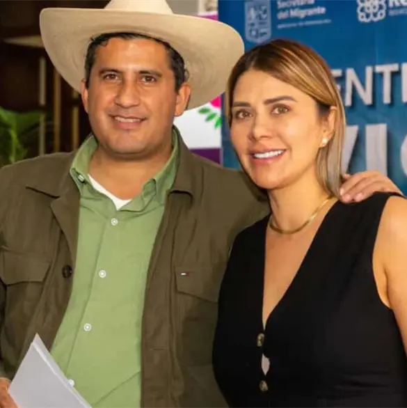 Despiden a Yesenia Méndez, exsecretaria de Carlos Manzo, tras pedir investigar a Grecia Quiroz Despiden a Yesenia Méndez, exsecretaria de Carlos Manzo, tras pedir investigar a Grecia Quiroz