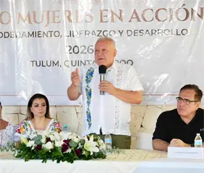 Las peticiones de mujeres que recibi&oacute; Rafael Mar&iacute;n Mollinedo en Tulum