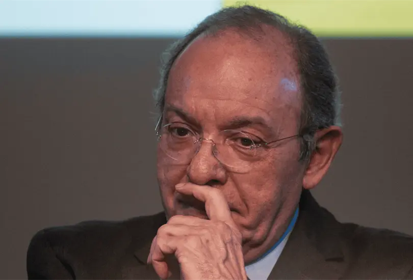 Aguilar Camín desata polémica por comentarios clasistas sobre las becas de la 4T en TV Azteca Aguilar Camín desata polémica por comentarios clasistas sobre las becas de la 4T en TV Azteca