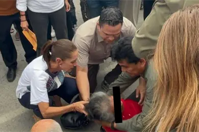Sheinbaum rompe protocolo de seguridad para ayudar a una mujer que se desmay&oacute; tras su evento en San Luis Potos&iacute;