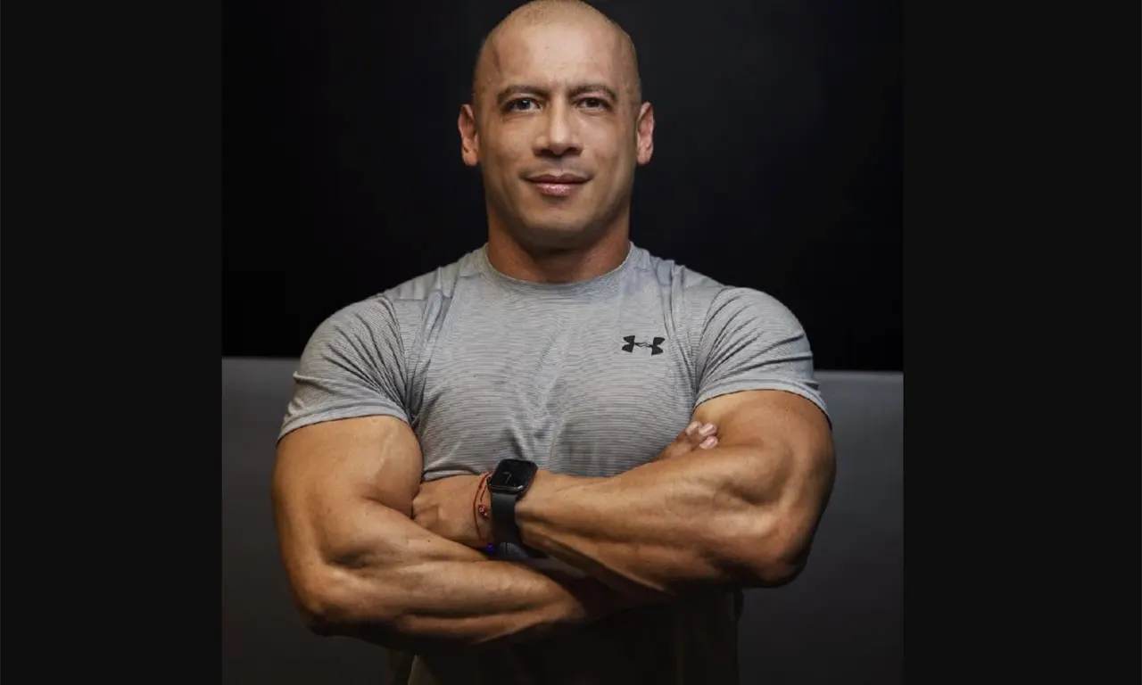  Einar Méndez: ¿de qué murió el influencer fitness mientras entrenaba? 