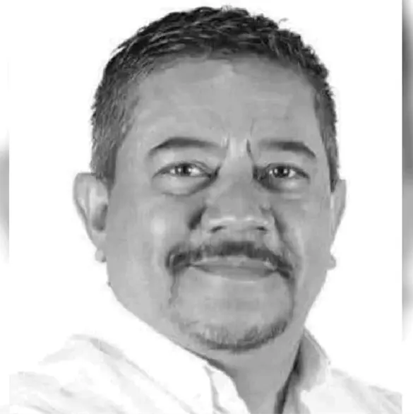 Emboscan y matan a Gilberto Dorantes, exalcalde de Coahuayutla, en carretera de Guerrero Emboscan y matan a Gilberto Dorantes, exalcalde de Coahuayutla, en carretera de Guerrero