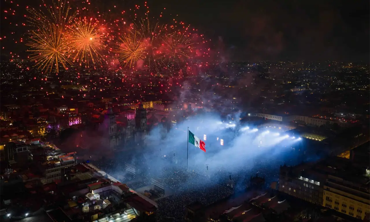  El Zócalo de la Ciudad de México volverá a convertirse en uno de los principales escenarios para celebrar las Fiestas Patrias. 