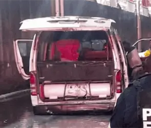 Esto encontraron dentro de la combi donde murieron 6 personas en Tultitl&aacute;n