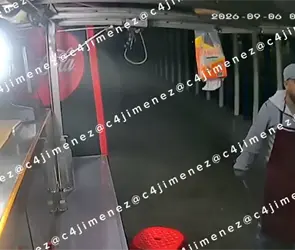 Es mi dinero: comerciantes se hartan de extorsiones y enfrentan a pareja en la GAM