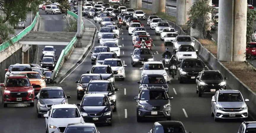 Estos son los autos que no podrán circular este domingo 13 de septiembre. Especial