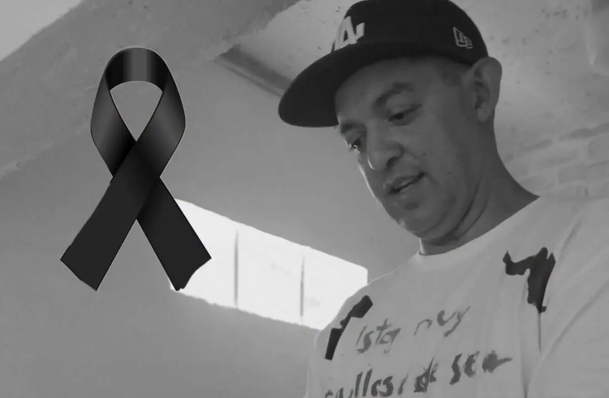  Charly era uno de los rostros de La Bajadita, un negocio familiar ubicado en Minas de Cristo. La explosión que ocurrió en un inmueble cercano dañó la taquería y terminó con su vida. 
