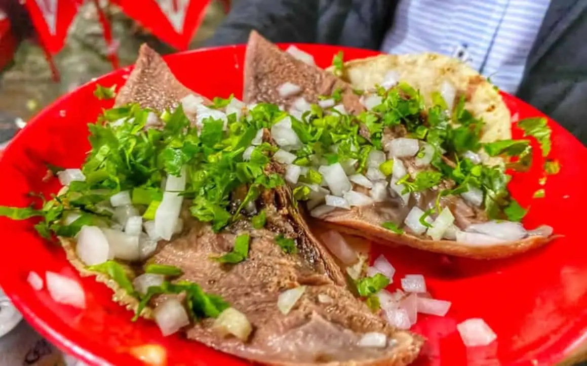 Tacos de lengua Tacos de lengua