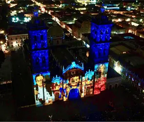Videomapping monumental ilumina la Catedral de Puebla por Fiestas Patrias