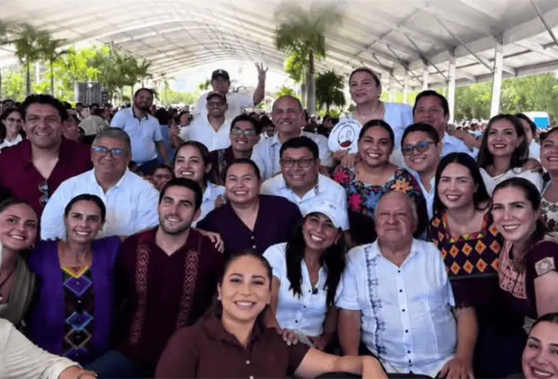 Rafael Mar&iacute;n Mollinedo coincide con la presidenta Claudia Sheinbaum en gira por Canc&uacute;n.